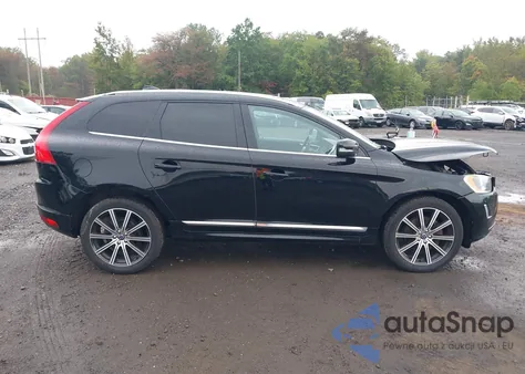 2015 Volvo Xc60 T6 из США, поврежденный, VIN YV4902RK4F2752706